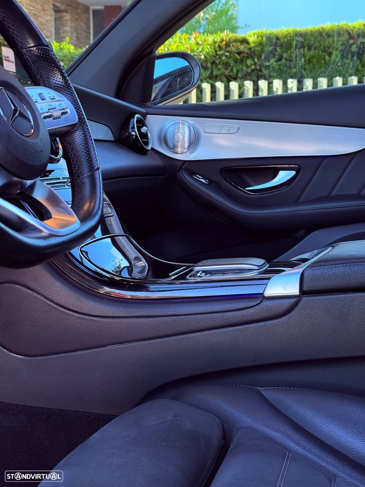 Mercedes-Benz GLC 300 de Coupe 4Matic 9G-TRONIC AMG Line - 24