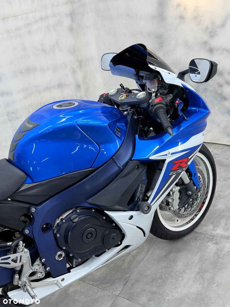 Suzuki GSX-R - 11