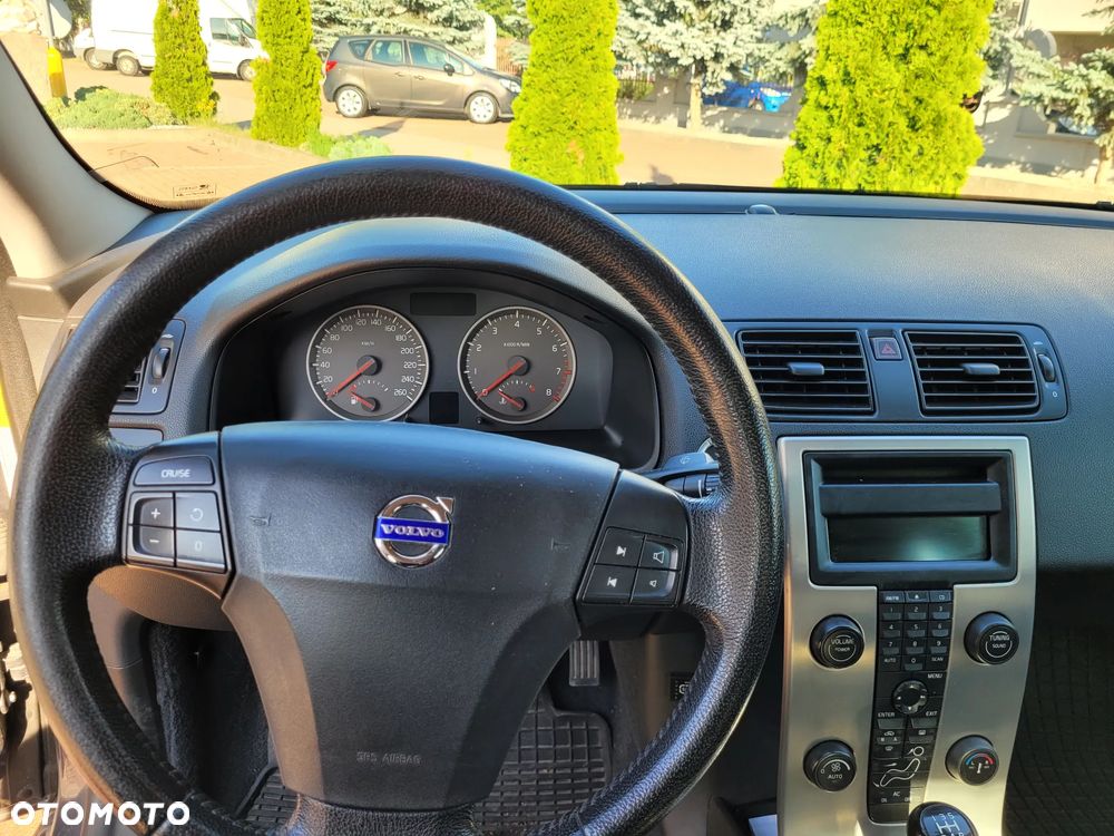 Volvo S40 2.4 Momentum - 11