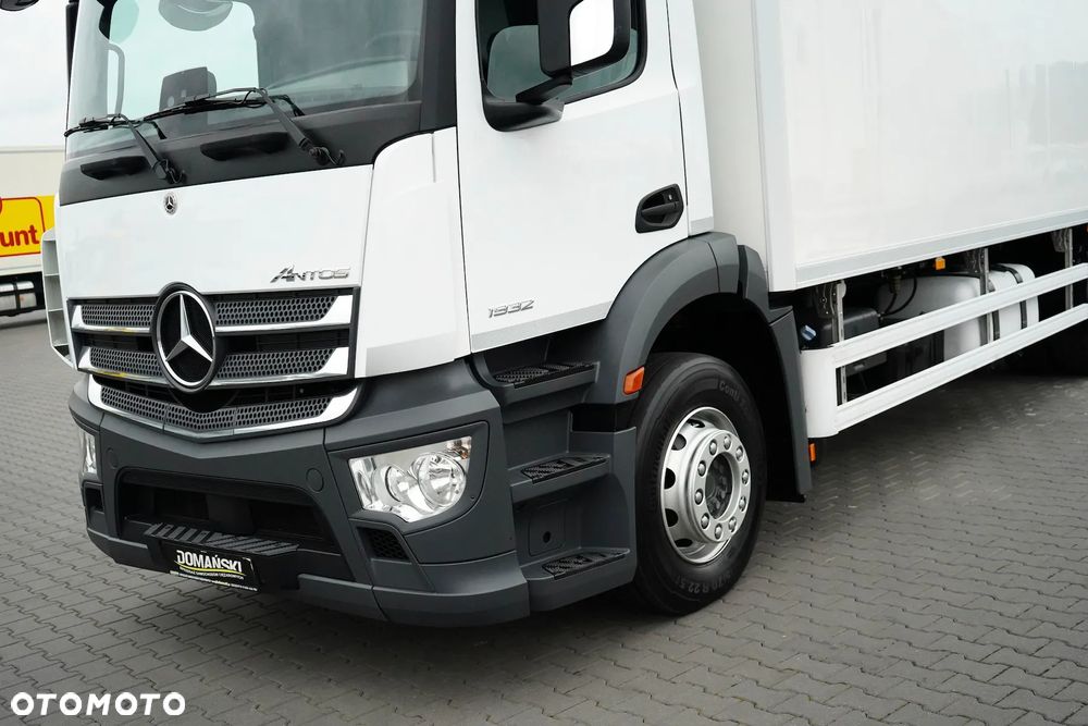 Mercedes-Benz / ANTOS / 1932 / ACC / E 6 / CHŁODNIA + WINDA / MULTITEMPERATURA / 19 PALET - 28