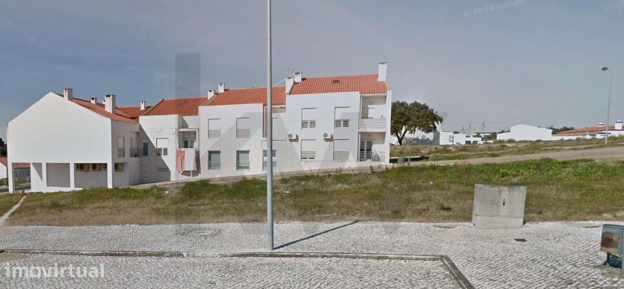 Lote urbano para construção de edifício habitacional em Águas de Moura - Grande imagem: 5/15