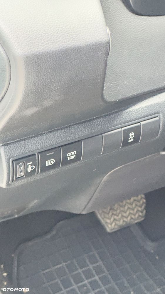Toyota Corolla 1.8 Hybrid Comfort - 34
