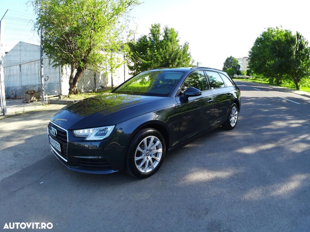 Audi A4 40 TDI S tronic Advanced - 2