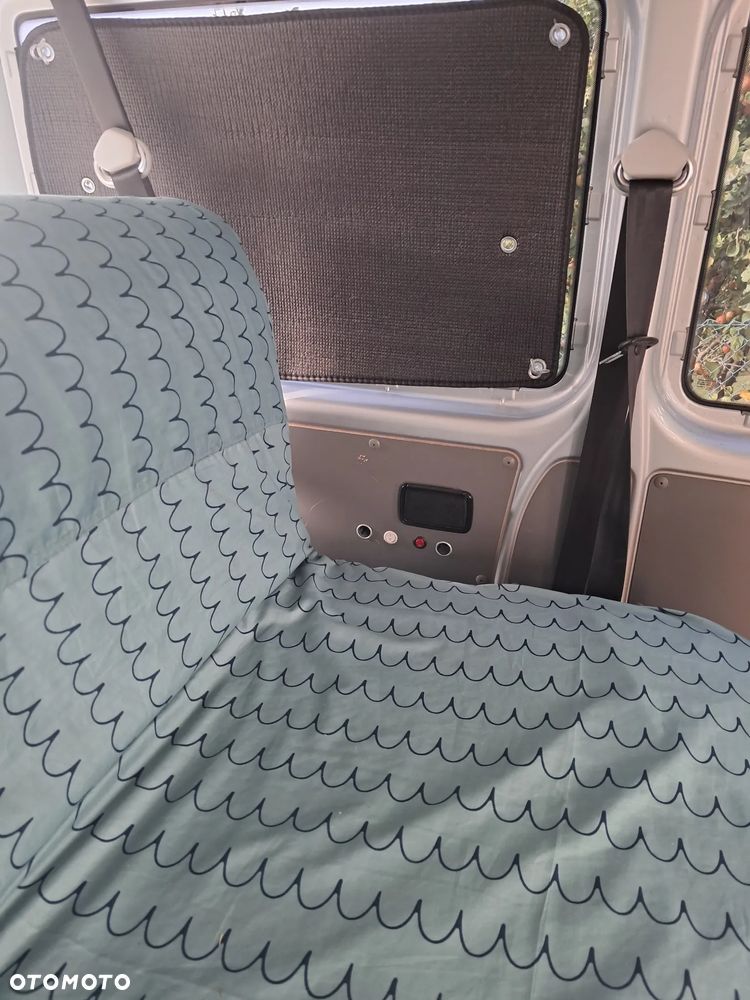 Volkswagen Transporter - 31