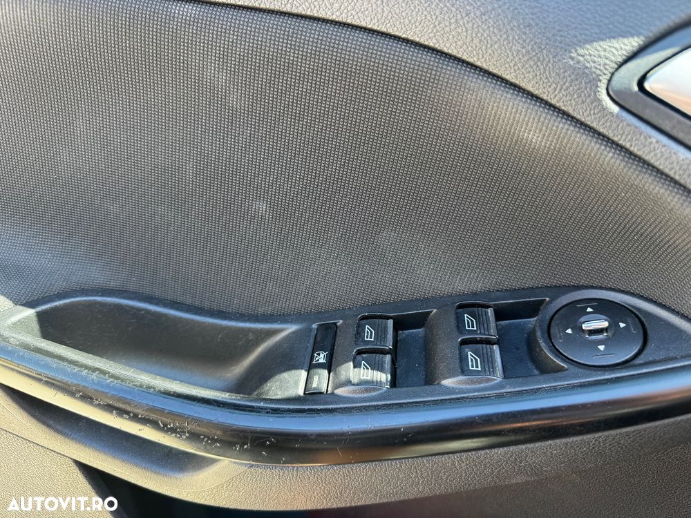 Ford Focus - 4