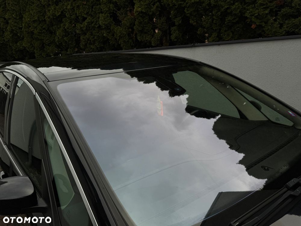 Ford S-Max 2.0 TDCi DPF Titanium X - 13