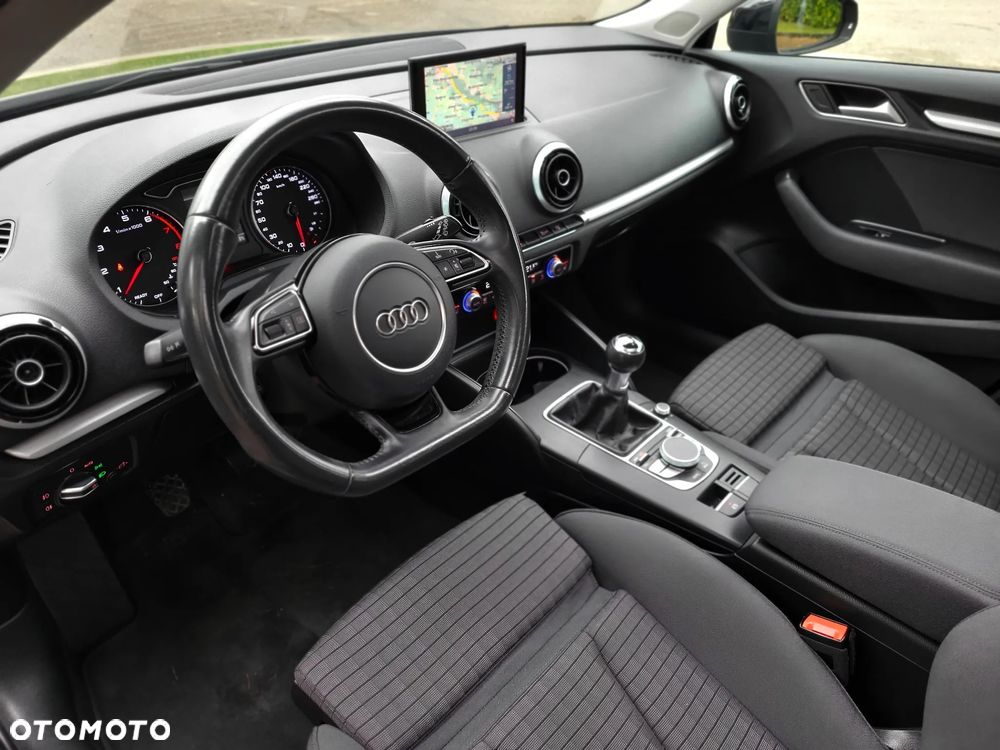 Audi A3 Sportback 1.4 TFSI Ambiente - 6