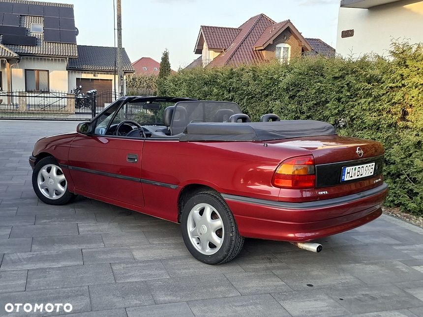 Opel Astra - 11