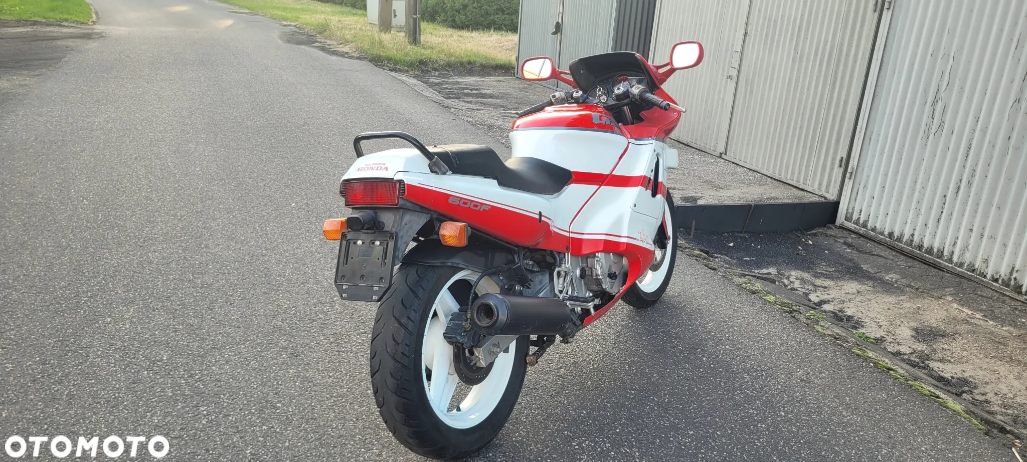 Honda CBR - 2