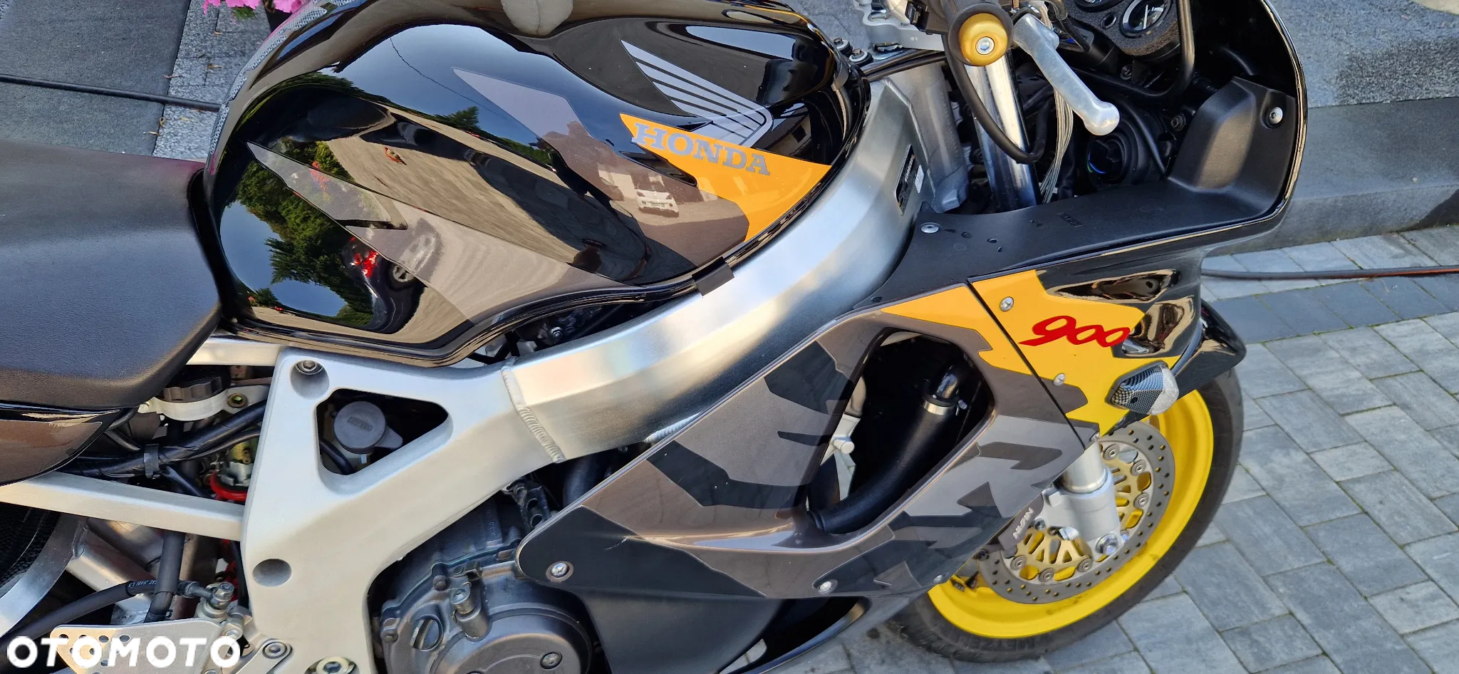 Honda CBR - 6