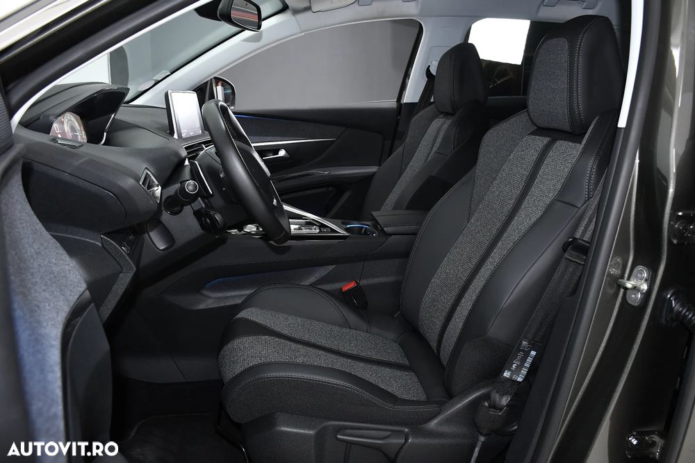 Peugeot 3008 1.2 PureTech Turbo S&S EAT6 Allure - 14