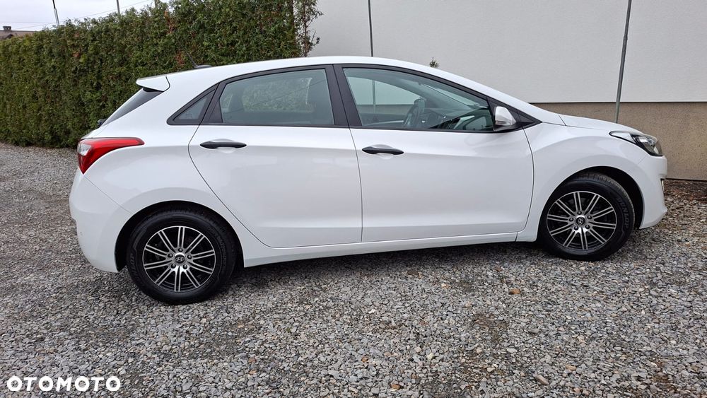 Hyundai i30 1.4 Fifa World Cup Edition - 33