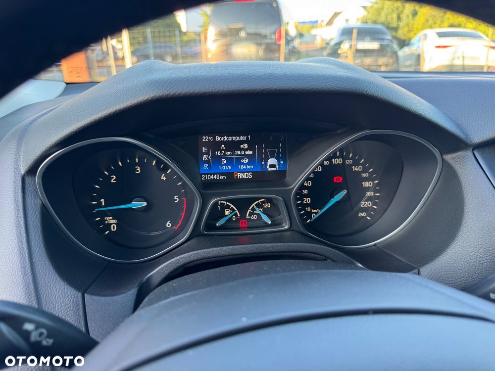 Ford Focus - 23