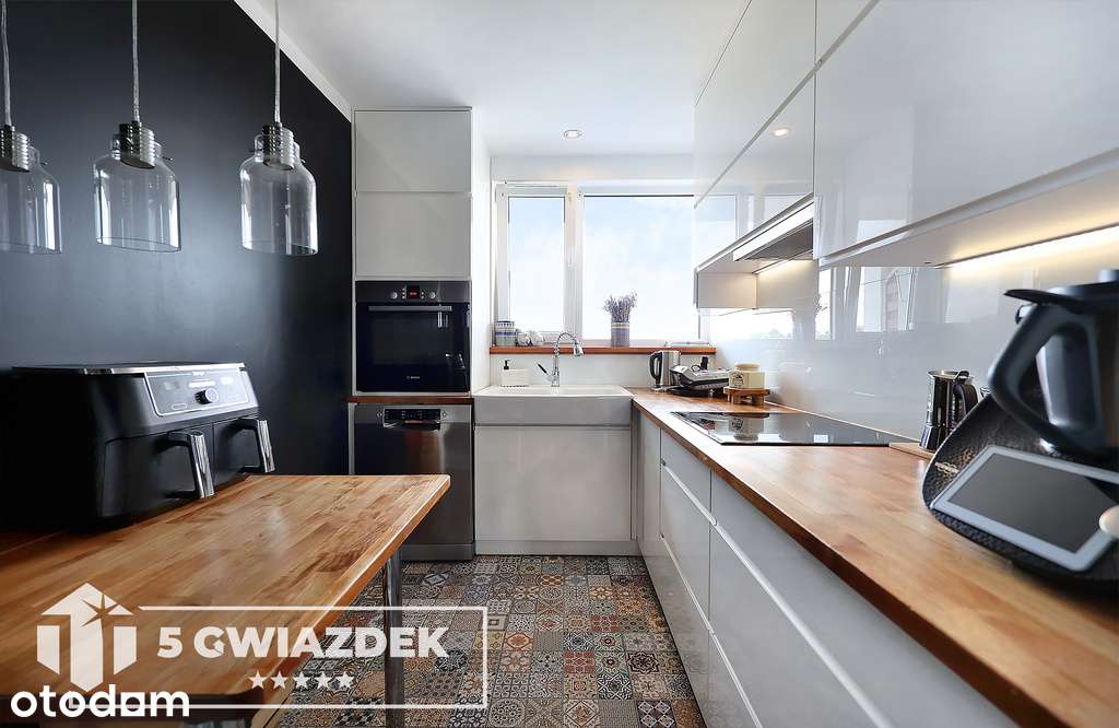 Pięknie urządzone • 3 pokoje • duży balkon