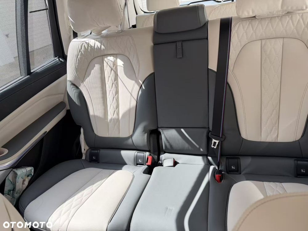 BMW X7 xDrive40i mHEV M Sport Edition sport - 18