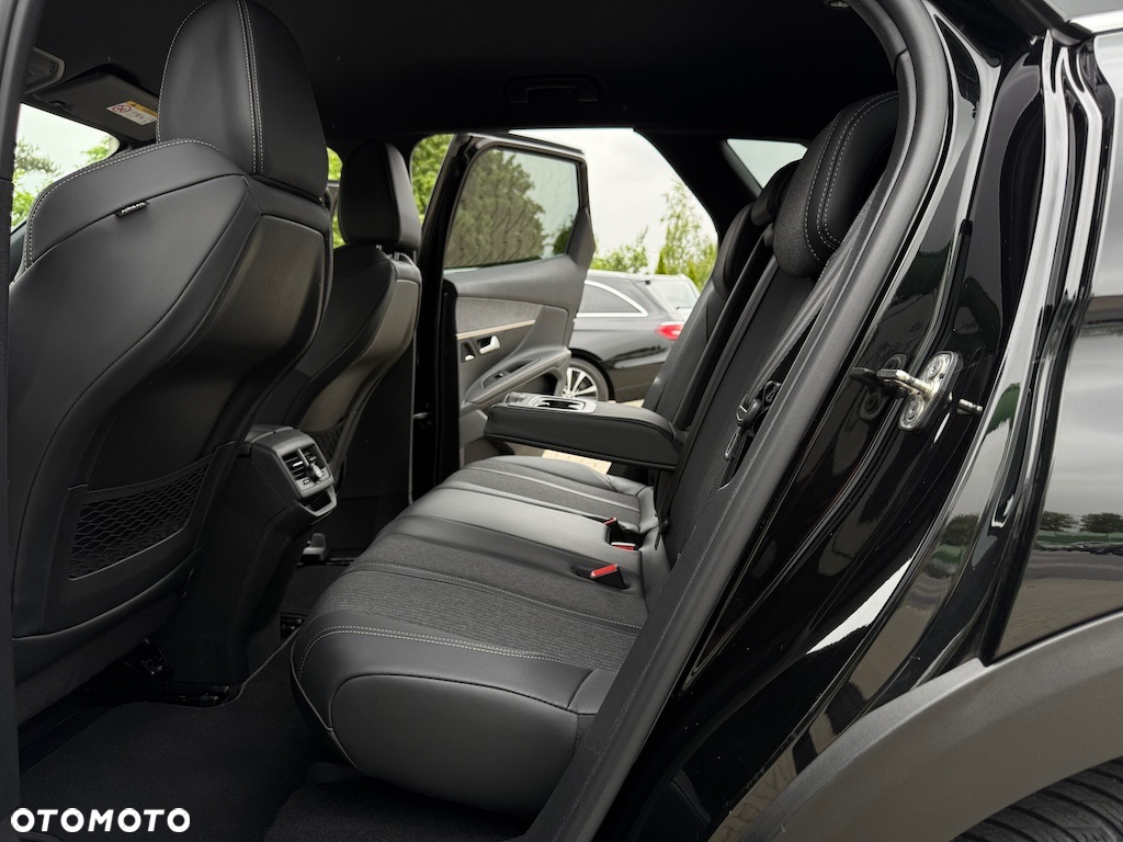 Peugeot 3008 1.5 BlueHDi GT S&S - 32
