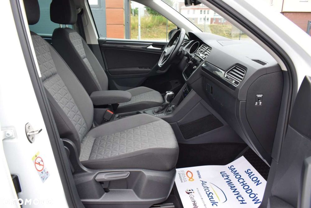Volkswagen Tiguan - 26