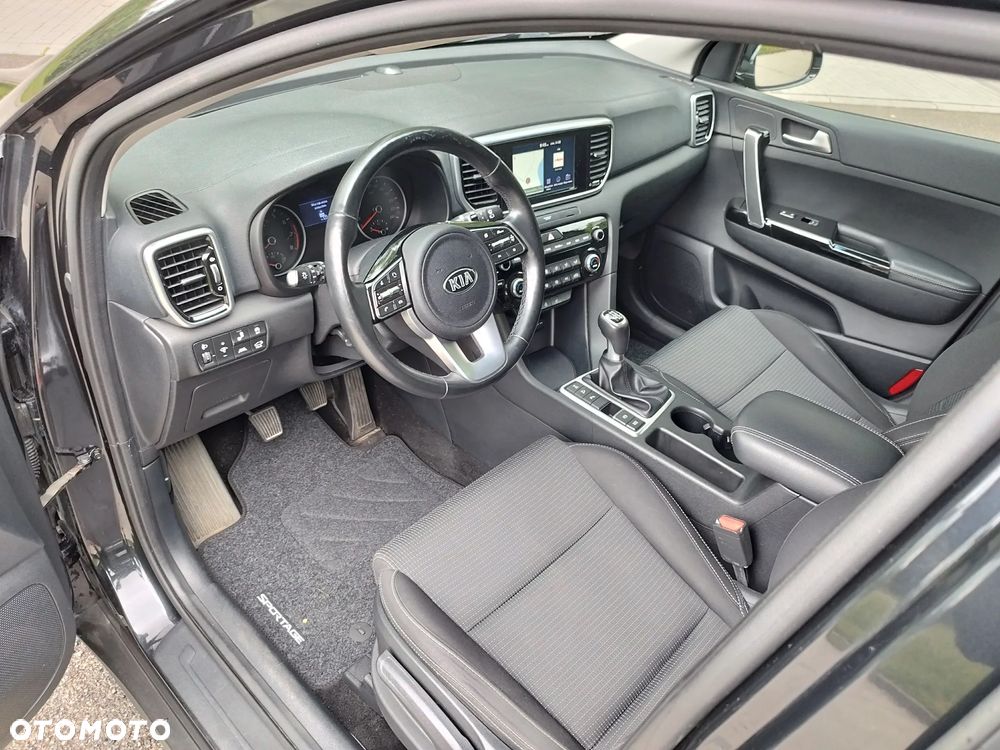 Kia Sportage 1.6 T-GDI AWD VISION - 23