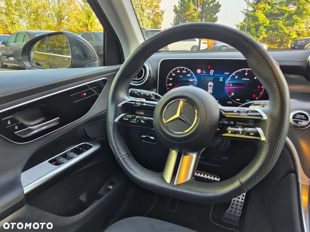 Mercedes-Benz GLC 220 d mHEV 4-Matic AMG Line - 25