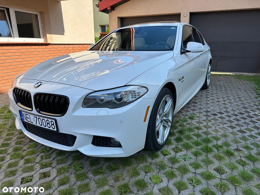 BMW Seria 5 550i xDrive Sport-Aut - 4