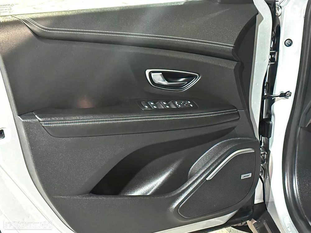 Renault Grand Scénic BLUE dCi 150 EDC BLACK EDITION - 11