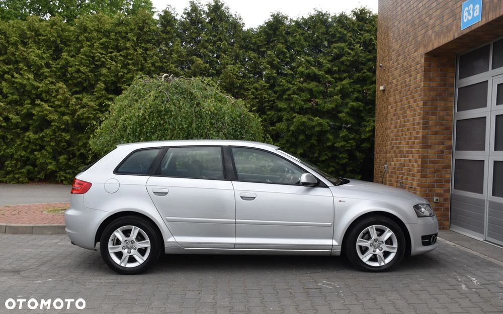 Audi A3 Sportback 2.0 TDI DPF S line Sportpaket - 6