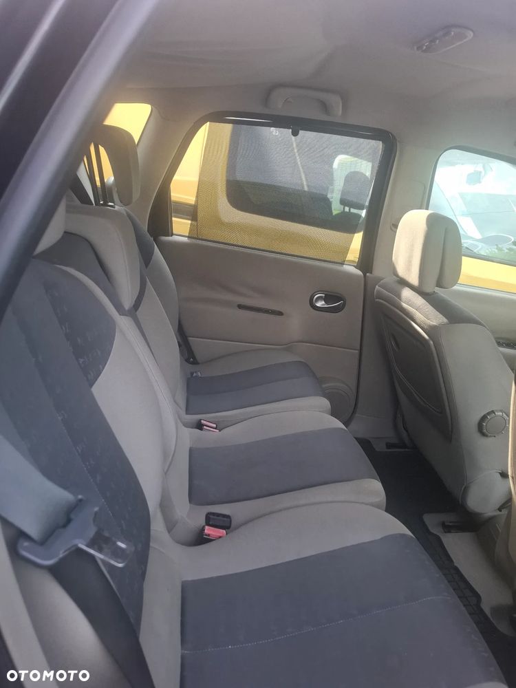 Renault Scenic - 5