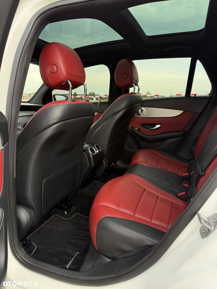 Mercedes-Benz GLC 300 4-Matic - 23