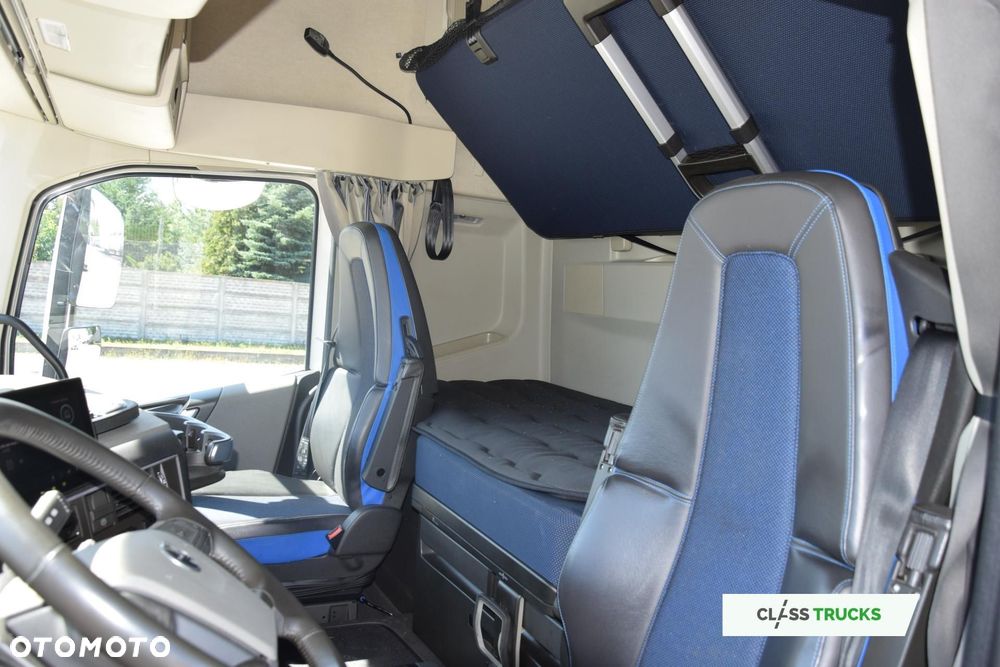 Volvo FH 500 Globetrotter XL i-ParkCool Adaptive Cruise Control Side Skirts - 10