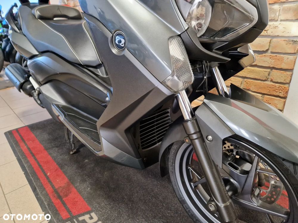 Yamaha X-max - 29