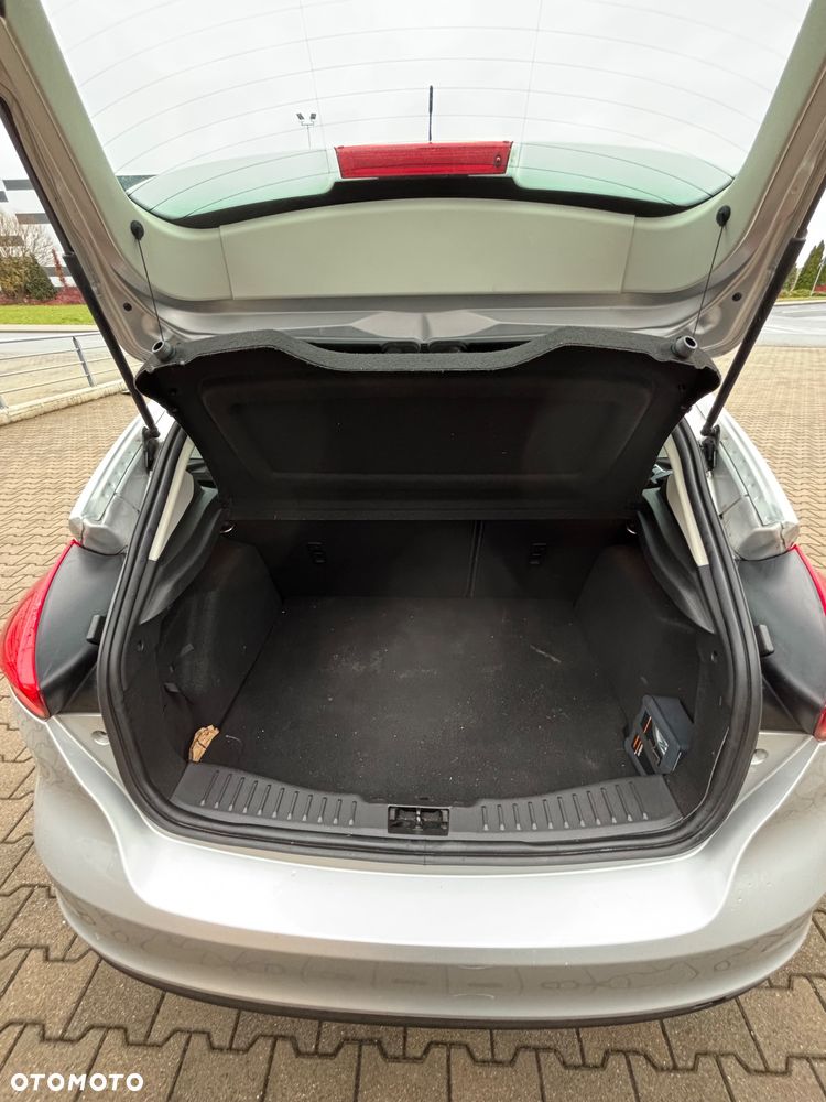 Ford Focus 1.6 TDCi DPF Trend - 16