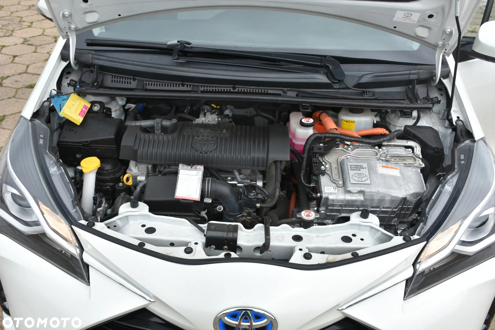 Toyota Yaris ver-hybrid-100-dynamic - 22