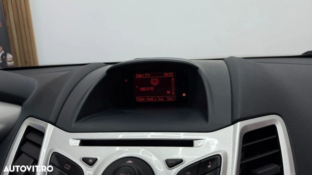 Ford Fiesta 1.6 TDCI Econetic Trend - 25