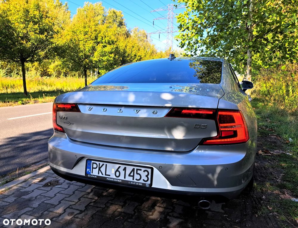 Volvo S90 D3 Momentum - 13