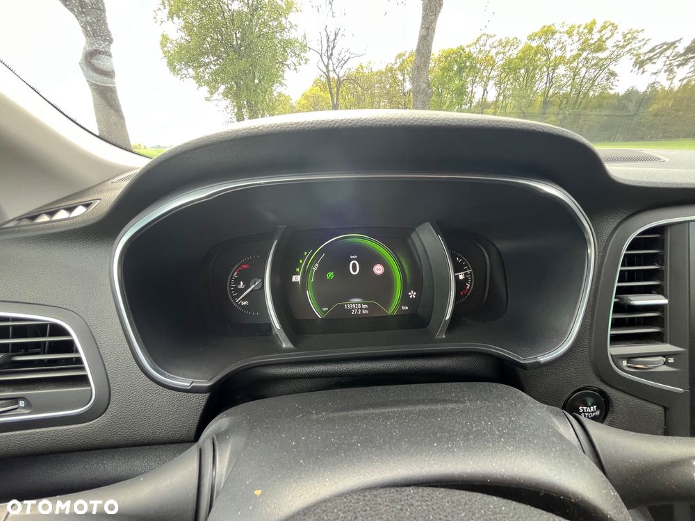 Renault Megane 1.5 dCi Limited EDC EU6 - 29