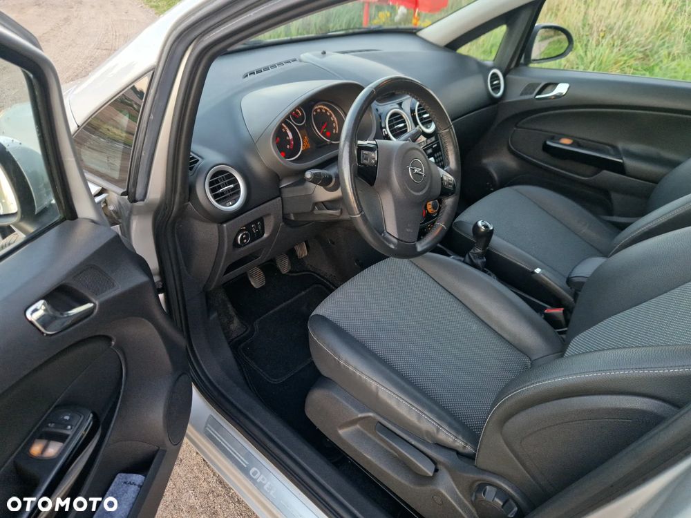 Opel Corsa - 17