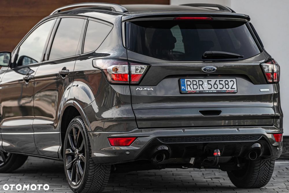 Ford Kuga 1.5 EcoBoost 2x4 ST-Line - 6