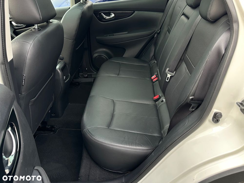 Nissan Qashqai 1.5 dCi Tekna EU6 - 20