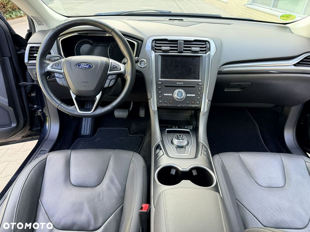Ford Mondeo - 22