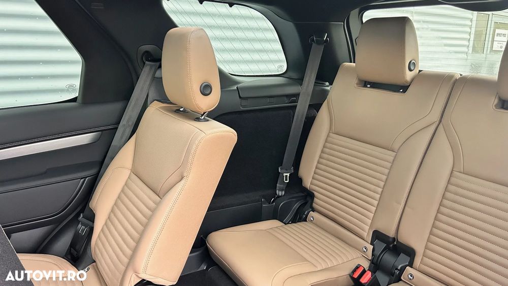 Land Rover Discovery 3.0 P360 MHEV R-Dynamic HSE - 9