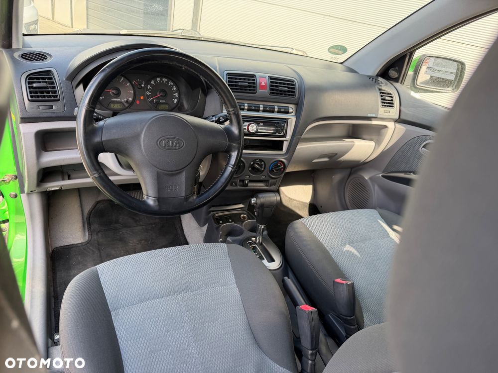 Kia Picanto 1.1 EX - 12
