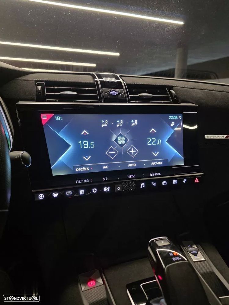 DS DS7 Crossback E-Tense Performance Line EAT8 - 32