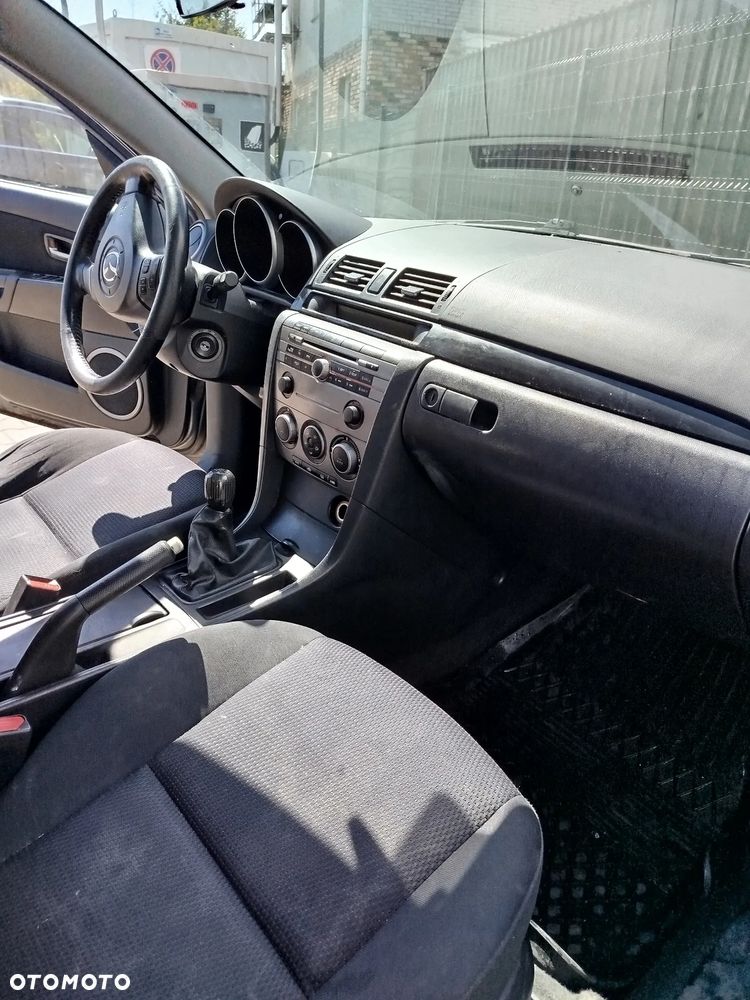 Mazda 3 - 10
