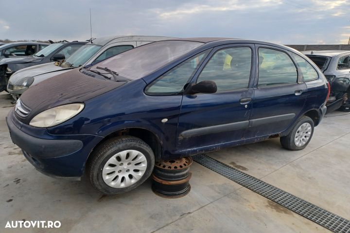 Etrier spate dreapta Citroen Xsara Picasso 1 [1999 - 2004] Minivan 2. - 4