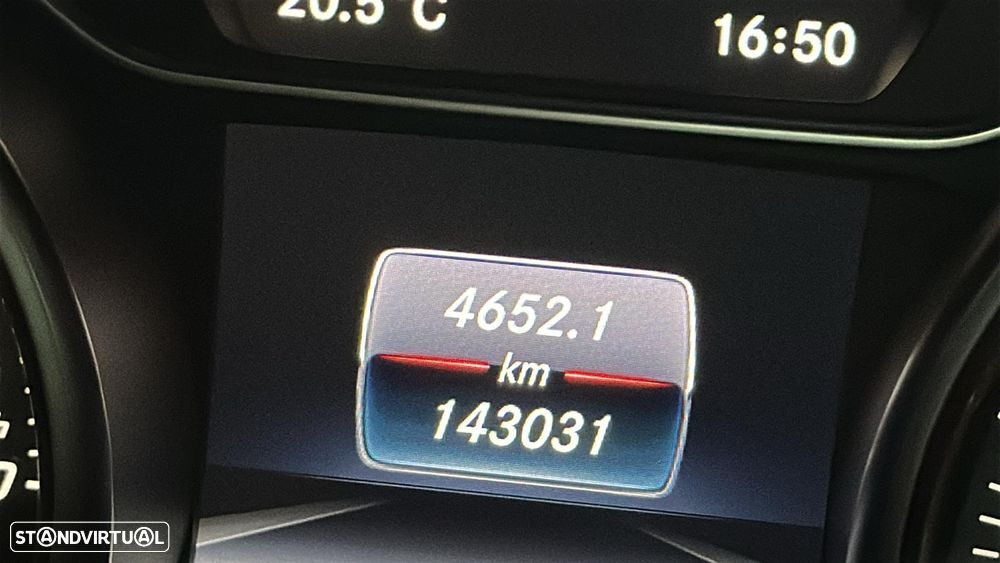 Mercedes-Benz GLA 180 d AMG Line Aut. - 19
