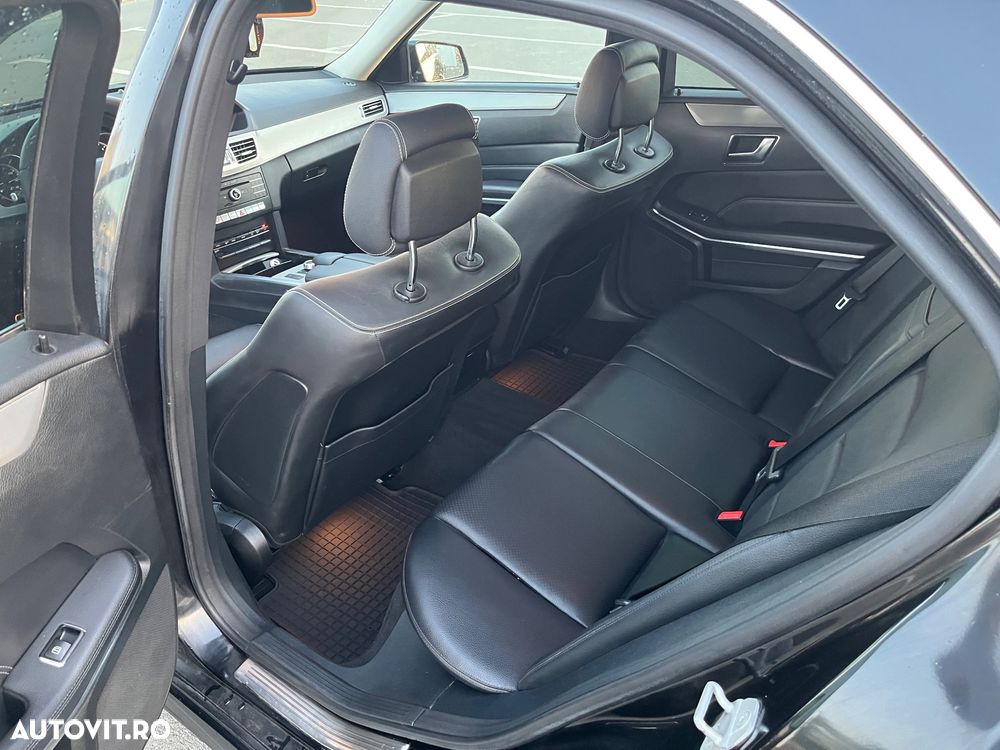 Mercedes-Benz E 220 BlueTEC 9G-TRONIC - 17
