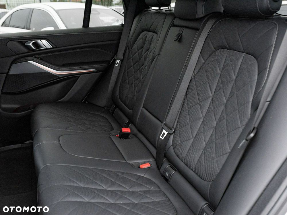 BMW X5 xDrive25d - 26