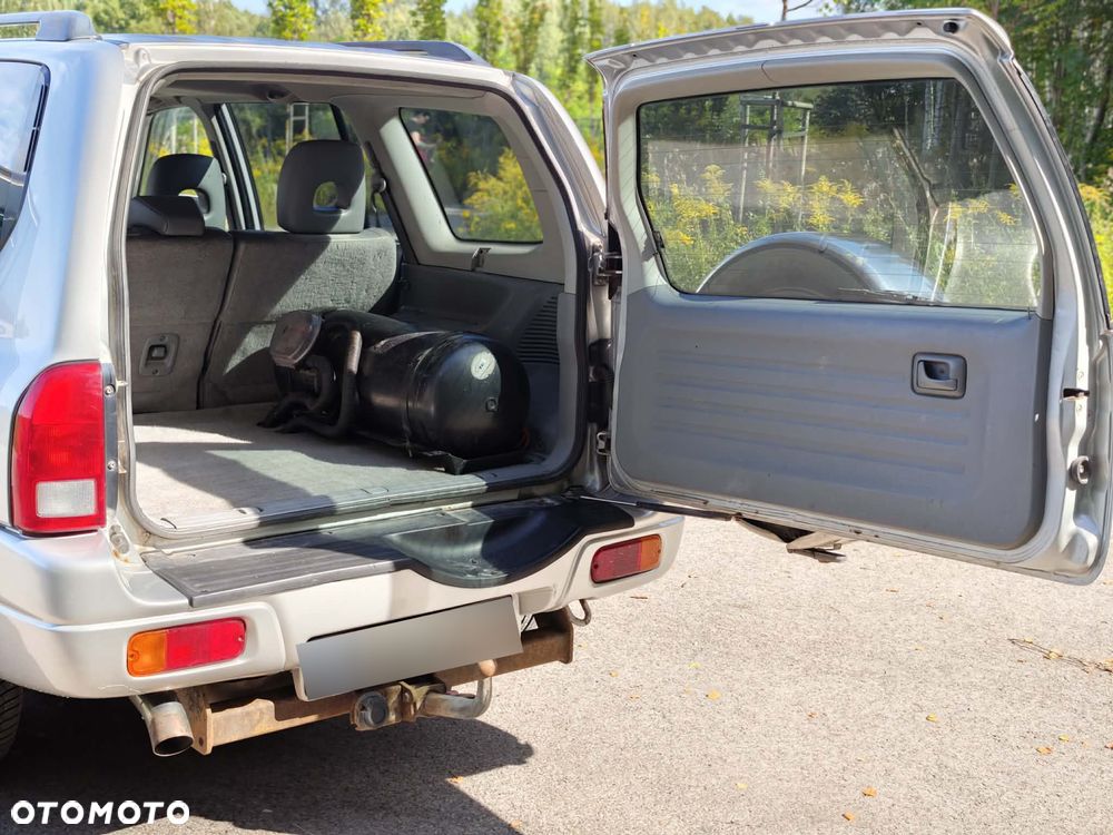 Suzuki Grand Vitara 2.7 V6 7os - 14