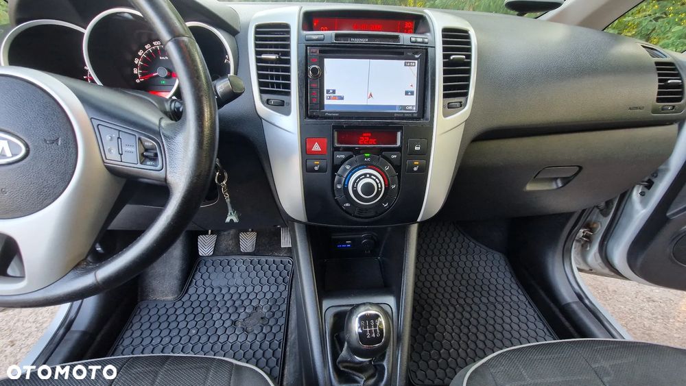 Kia Venga 1.6 CRDi XL - 16