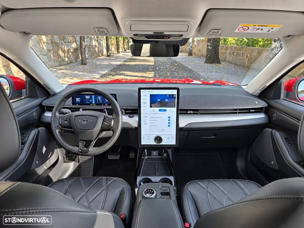 Ford Mustang Mach-E 75.7 kWh Base - 16